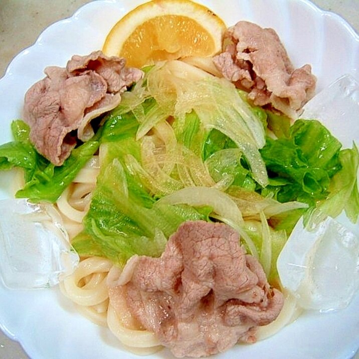 ゆで豚レタスのせ冷たいうどん